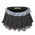 Completo top a corsetto all'americana preppy e minigonna a pieghe